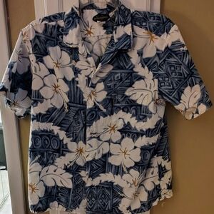 Riggers Blue and White Hawaiin Floral Men's Shirt.
